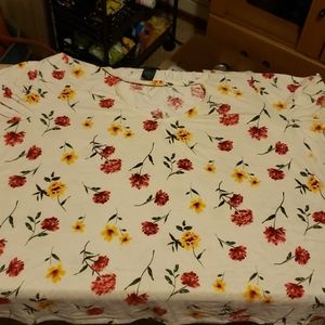 NWOT Rue21 Floral Crop Top